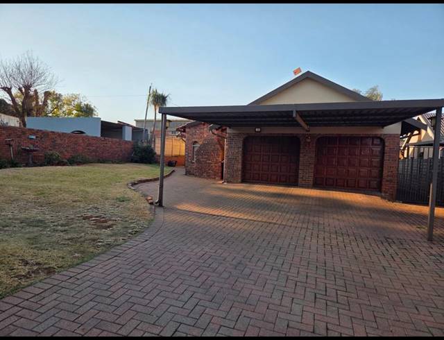 3 BEDROOM HOUSE FOR SALE IN VALHALLA